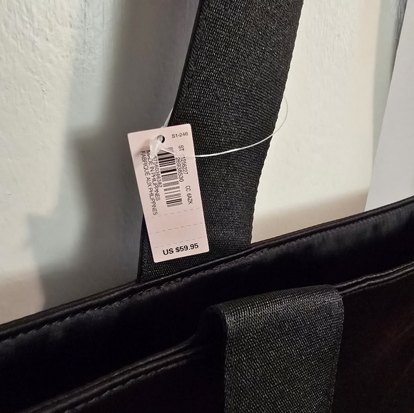 VS shine tote - Picture 4 of 6